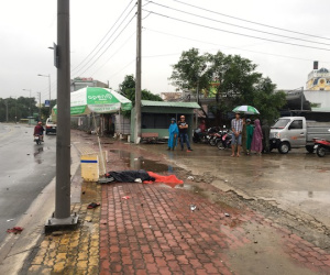 Bình Dương: Thiếu niên 14 tuổi tông trụ đèn tử vong tại chỗ