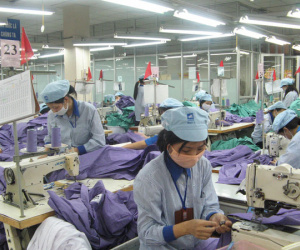 Doanh nghiệp Việt vẫn "chuộng" hàng Trung Quốc khi thế giới đang “thoát ly”?!