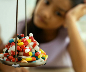 Nhiều trẻ em Việt đang uống kháng sinh không cần thiết