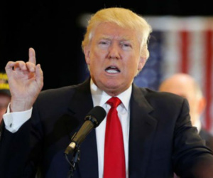 Ông Trump gọi bà Clinton là 'kẻ thua cuộc thảm hại nhất'
