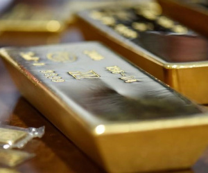 Giá vàng hôm nay 20/11: Vàng tăng, USD giảm