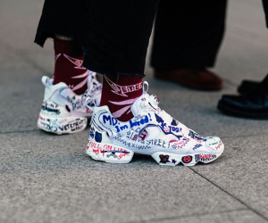 Những mẫu sneaker gây sốt cộng đồng các bạn trẻ thế giới