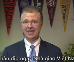 Video: Đại sứ Mỹ chúc mừng ngày Nhà giáo Việt Nam