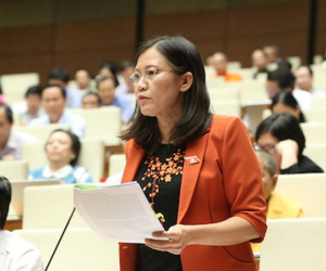 Bà Lê Thị Nga: 'Dấu mật bị lạm dụng, đóng cả vào danh sách vụ trưởng'