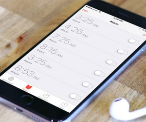 iOS 11 gặp lỗi tự động chuyển chế độ báo thức về im lặng trên iPhone