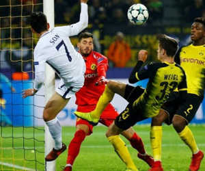 Thắng ngược Dortmund, Tottenham đi tiếp với ngôi đầu bảng
