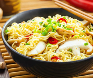 Việt Nam tiêu thụ 4,9 tỷ gói mì một năm
