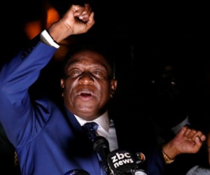 Cựu phó tổng thống Zimbabwe thề xây dựng nền dân chủ mới