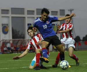 HLV U15 Stoke City muốn đưa một cầu thủ PVF sang Anh thi đấu