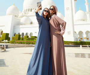 Minh Hằng - Phạm Hương khẳng định vẻ đẹp Việt ở Dubai