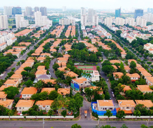 Biệt thự, chung cư ở Sài Gòn liên tiếp bị ngân hàng siết nợ