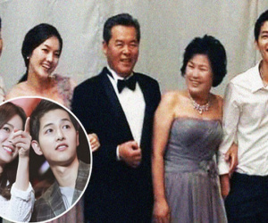 Bố Song Joong Ki tiết lộ về chuyện chuẩn bị đón con dâu Song Hye Kyo