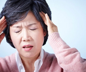 Vì một câu nói từ 20 năm trước, con dâu bỏ mặc mẹ chồng lúc ốm đau