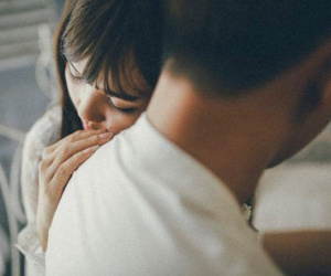 Bị phát hiện ngoại tình, chồng còn đưa ra đề nghị khác người khiến vợ chết đứng