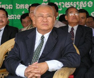 Cựu phó thủ tướng Campuchia chạy ra nước ngoài