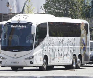 Real không đến Catalonia bằng xe buýt của đội