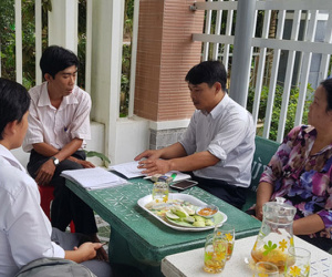 Vỡ 'hụi ma', vợ phó bí thư xã tự tử