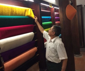 Chủ tịch làng nghề lụa Vạn Phúc: 'Khăn lụa Khaisilk hoán đổi nhãn mác là việc làm phi đạo đức'