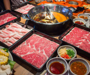 Có nên uống canh trước khi ăn lẩu: Chuyên gia hướng dẫn bạn cách ăn lẩu đúng
