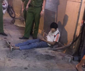 Hà Nội: Người đàn ông tử vong trong tư thế ngồi trên vỉa hè