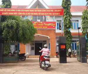 Cấp dưới vòi vĩnh, 3 lãnh đạo bị cách chức