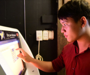 Bitcoin bùng nổ, chuẩn bị vượt 10.000 USD?
