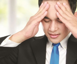 Đau đầu triền miên có phải là dấu hiệu đột quỵ?