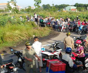 Thi thể thanh niên nhiều vết đâm bên đường