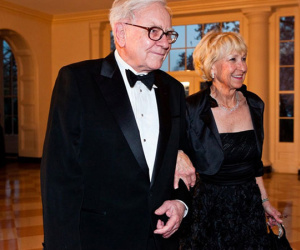 Đời sống hôn nhân kỳ lạ của tỷ phú Warren Buffett
