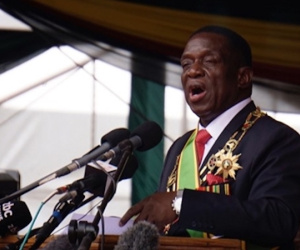 Tân tổng thống Zimbabwe giải tán nội các tiền nhiệm