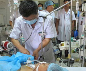 Gia đình 8 bệnh nhân chạy thận tử vong kêu cứu Bộ trưởng Nguyễn Thị Kim Tiến