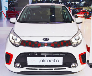 Kia Morning mới tinh giá 240 triệu: Xe nhỏ giá rẻ vô địch
