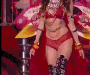 Video: Show diễn nội y Victoria's Secret 2017