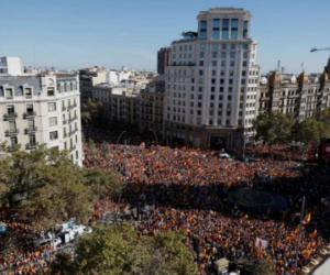 Catalonia: Phe ủng hộ thống nhất ‘phản đòn’