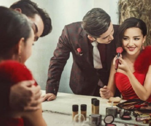 Ra chợ người thuê Osin nam về 'lau' từ nhà lên đến giường, quý bà nhận kết đắng