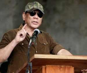 Tổng thống Philippines hối thúc Mỹ ngừng đe dọa Triều Tiên