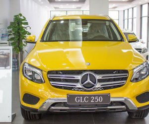 Diện kiến Mercedes GLC250 4MATIC màu độc nhất Việt Nam