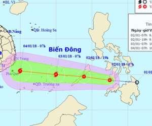 Áp thấp nhiệt đới tăng tốc vào Biển Đông