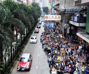 Hàng nghìn người Hong Kong biểu tình đầu năm mới