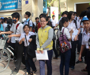 Nghi vấn lộ đề, Khánh Hoà cho toàn bộ học sinh kiểm tra lại 9 môn