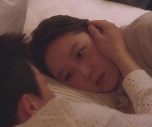 Đêm tân hôn, tim tôi đau nhói vì nhìn thấy hình xăm trên ngực chồng