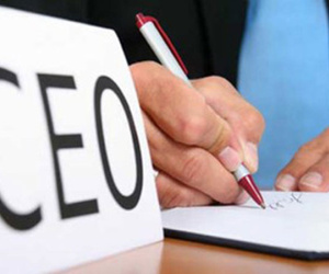 Sếp doanh nghiệp lương nghìn USD cũng chật vật tìm bến đỗ
