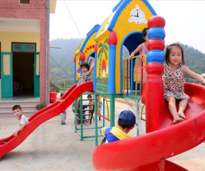 Tranh cãi kịch liệt về trẻ 3 tháng tuổi được học mầm non