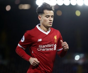 Barca chưa thể mua Coutinho vì khúc mắc ở khoản phí trả trước
