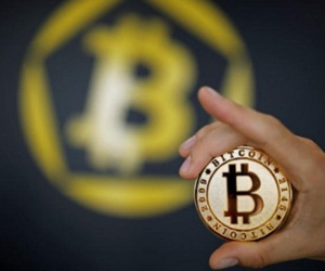 Chính phủ giục trình phương án 'quản' tiền ảo Bitcoin