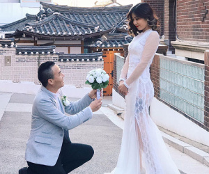 MC 'Chúng tôi là chiến sĩ' sắp lên xe hoa, được bạn trai quỳ gối cầu hôn ở Hàn Quốc
