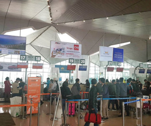 Vietjet bị 'tố' ép hành khách vạ vật ở sân bay 8 tiếng
