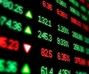 Chứng khoán 'phi mã' vượt mốc 1.000 điểm và hàng loạt nỗi lo