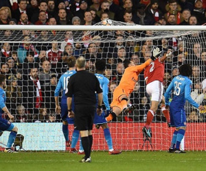 Arsenal thua đội hạng dưới, thành cựu vương Cup FA