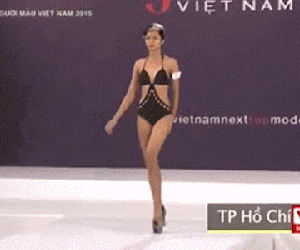 Chuyện ngược đời sau đoạn clip nóng bỏng của Tân Hoa hậu H’Hen Niê